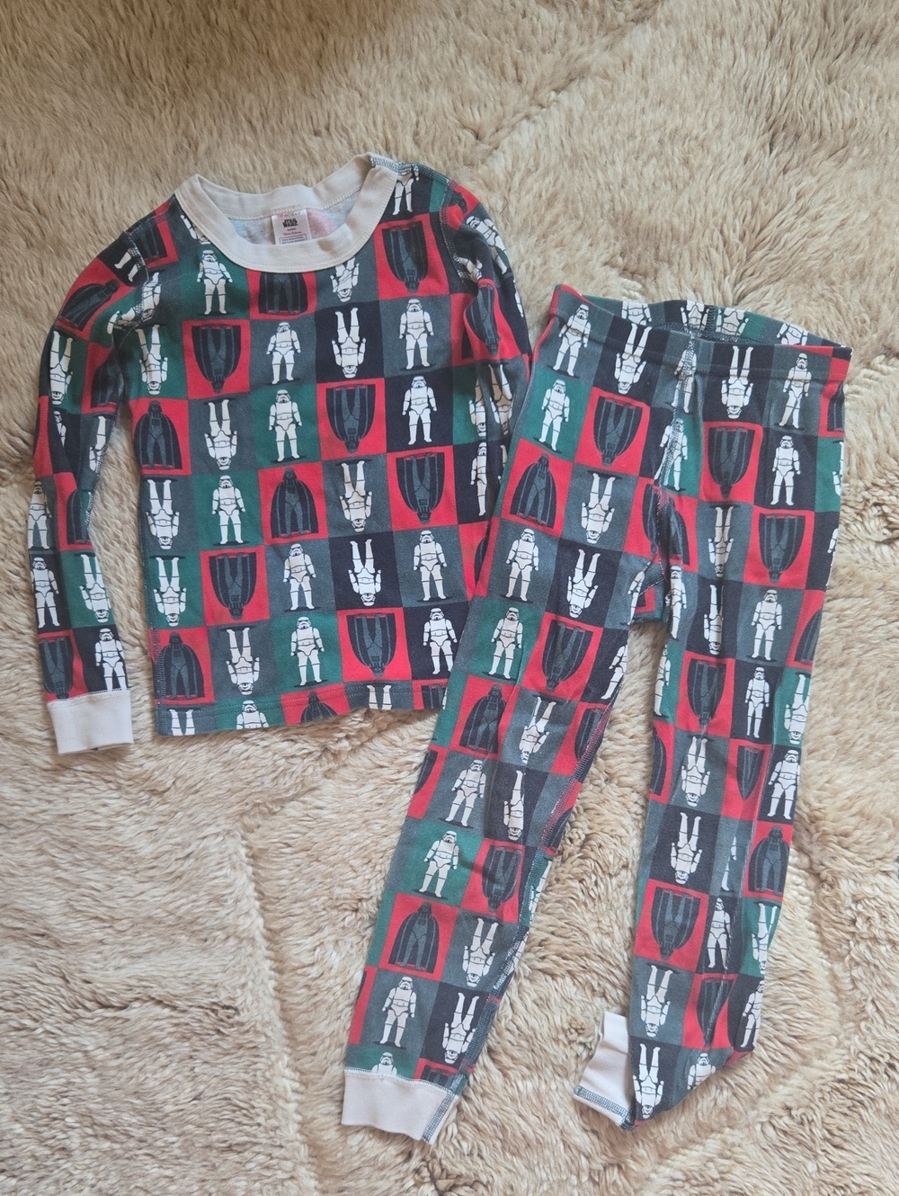 Hanna Andersson Star Wars Stormtrooper Pajama Set - Red, Green, Black 6-7
